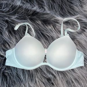 Victoria’s Secret Pink Wear Everywear Super Push Up Bra 36A